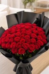 Buchet imens de trandafiri rosii, cadou floral romantic – imaginea 3